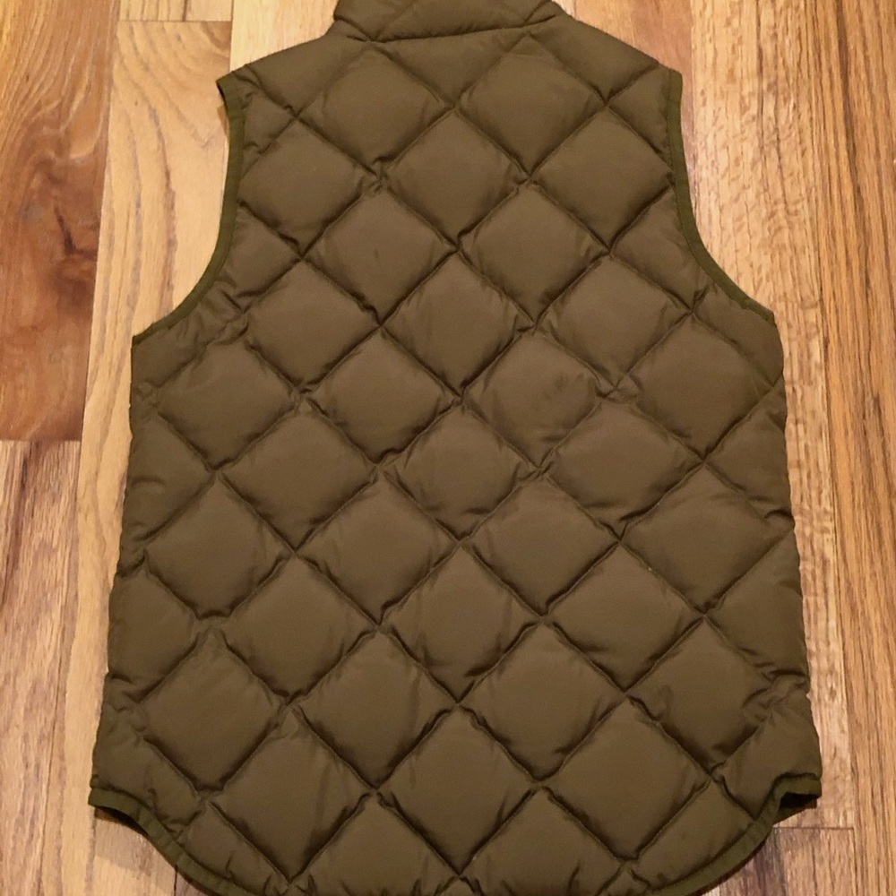 Excursion Vest - Picture 7 of 8